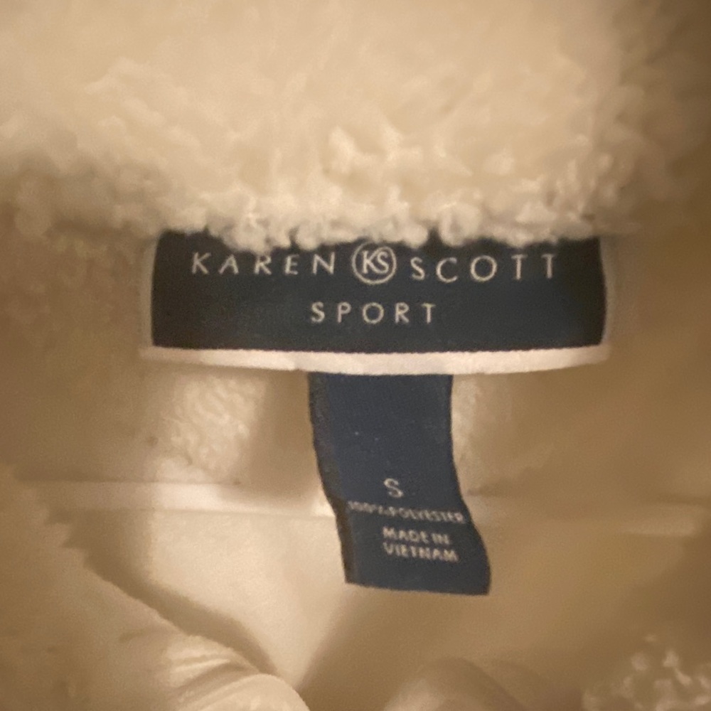 Karen Scott Christmas Fleece